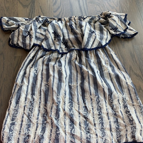 Misa Belu Mini Off Shoulder Dress Sz L - Picture 2 of 4